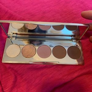 Becca Jaclyn Hill Eyeshadow palette